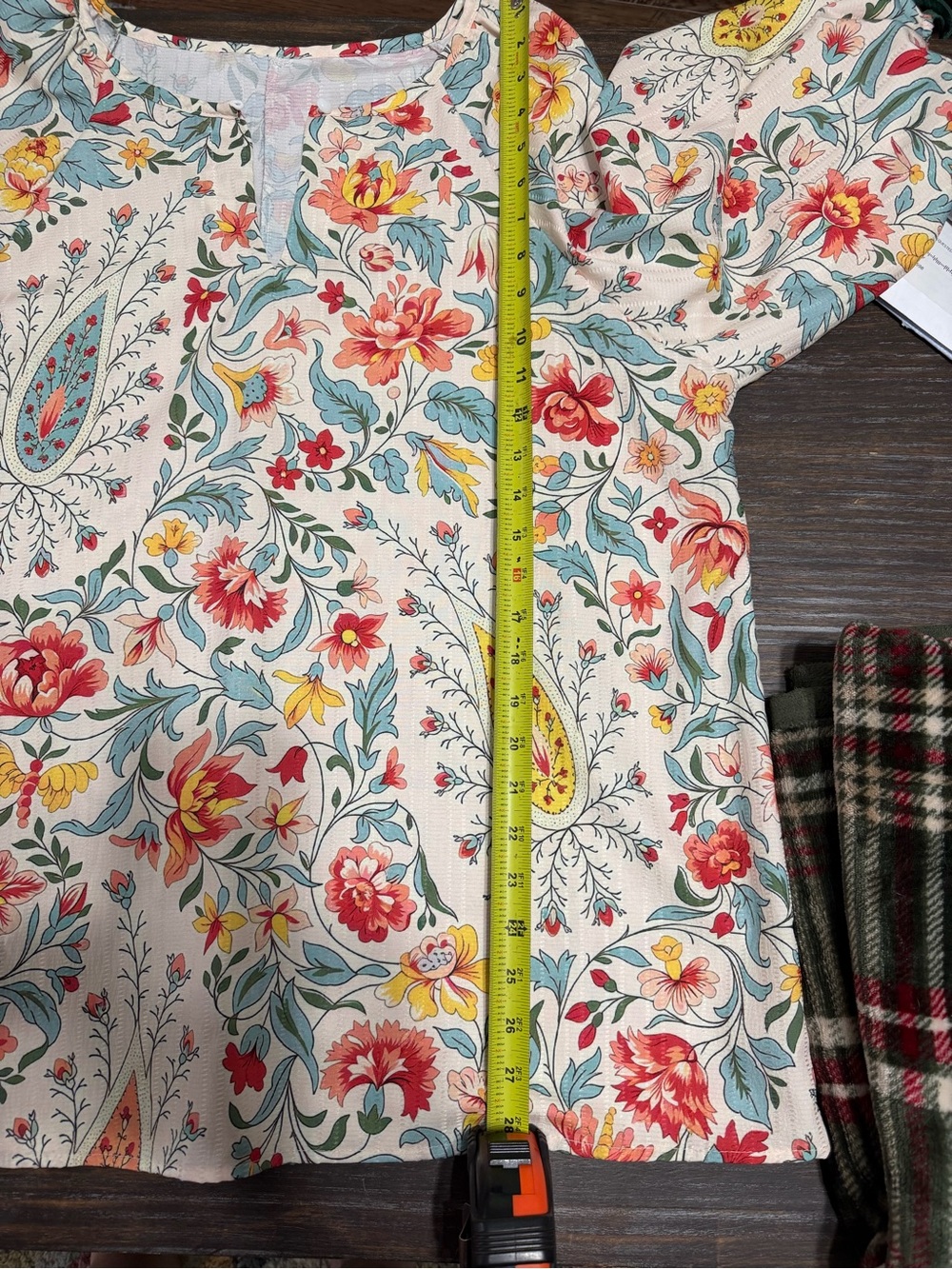 CherryBetty Floral V-Neck Peasant Tunic -Cream with Red & Teal Floral Print NWOT - Picture 4 of 7